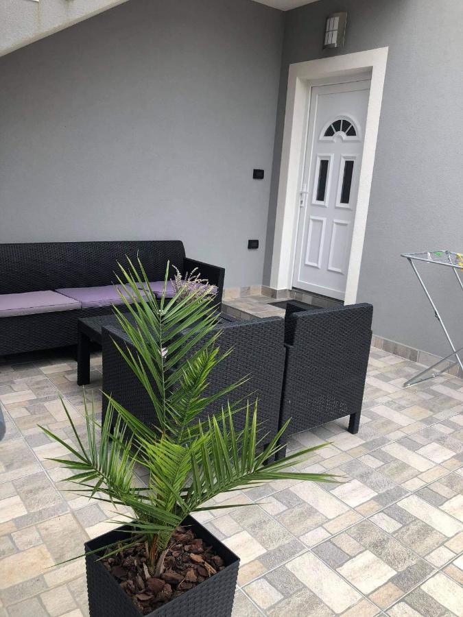 Apartmani Dokic 巴莱 外观 照片
